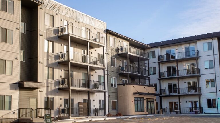 1-IMG_9256 buildingcropped